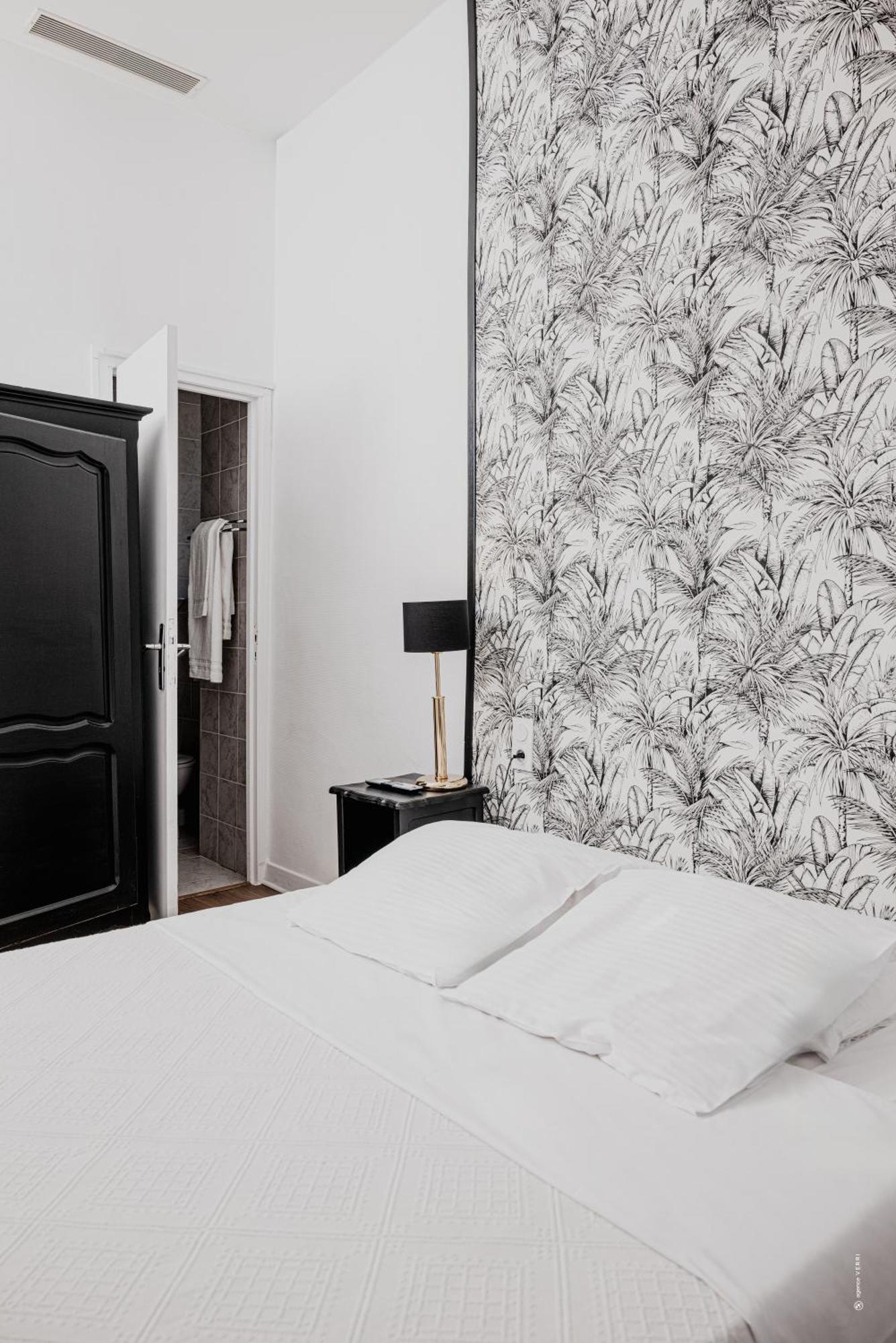Hotel Logis Moderne Et Pigeon