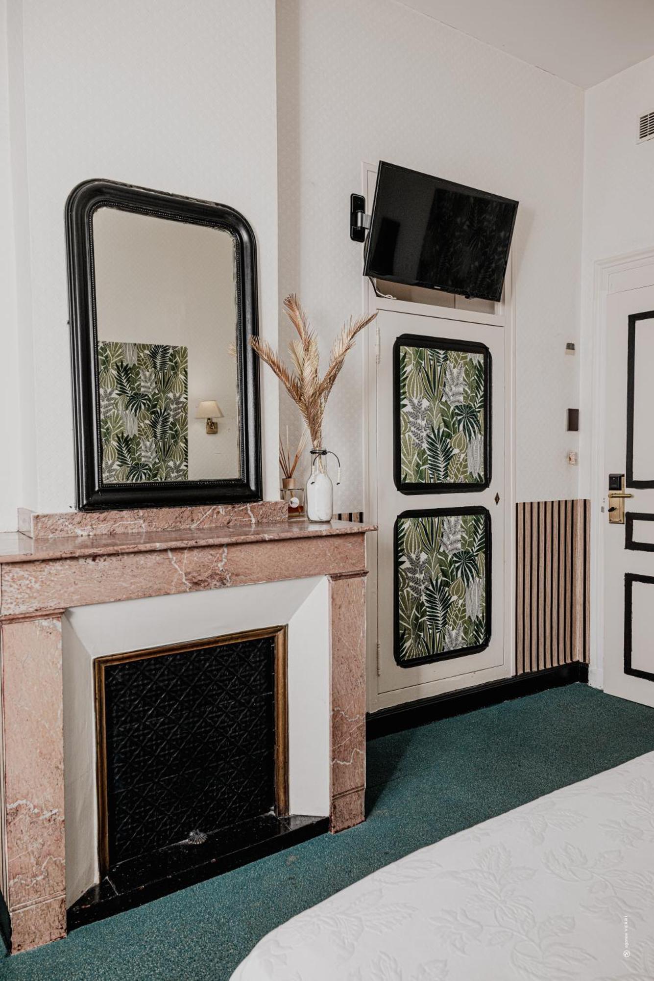 Logis Moderne Et Pigeon 3* Limoux
