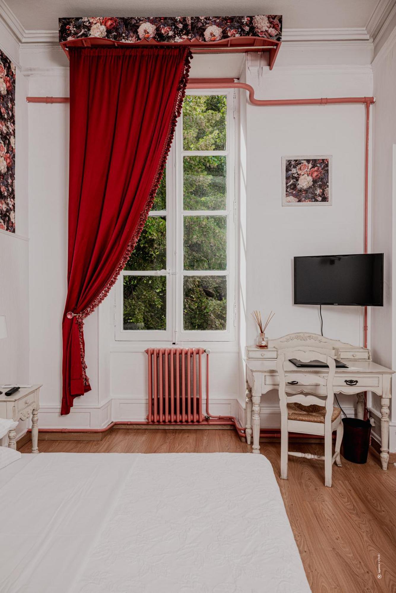 Logis Moderne Et Pigeon
