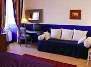Logis Moderne Et Pigeon 3* Limoux
